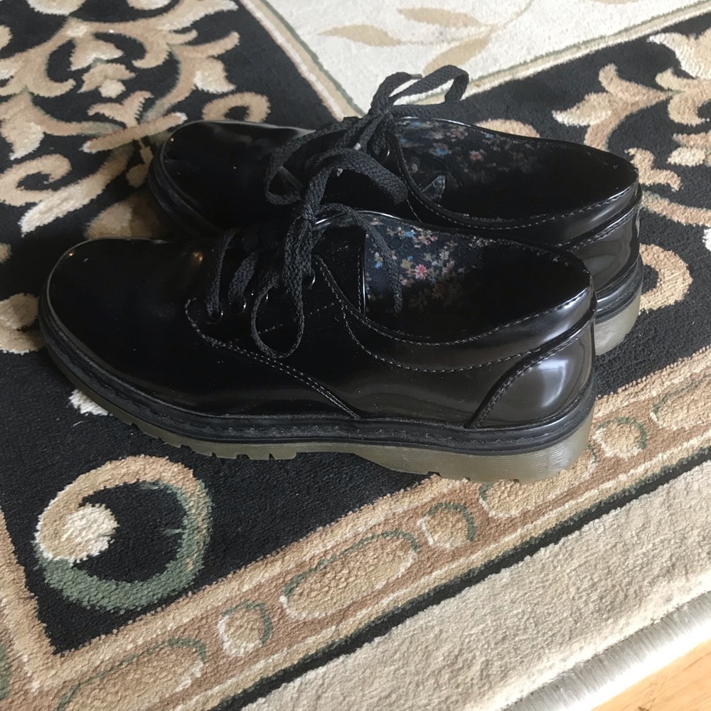 Black patent leather oxfords